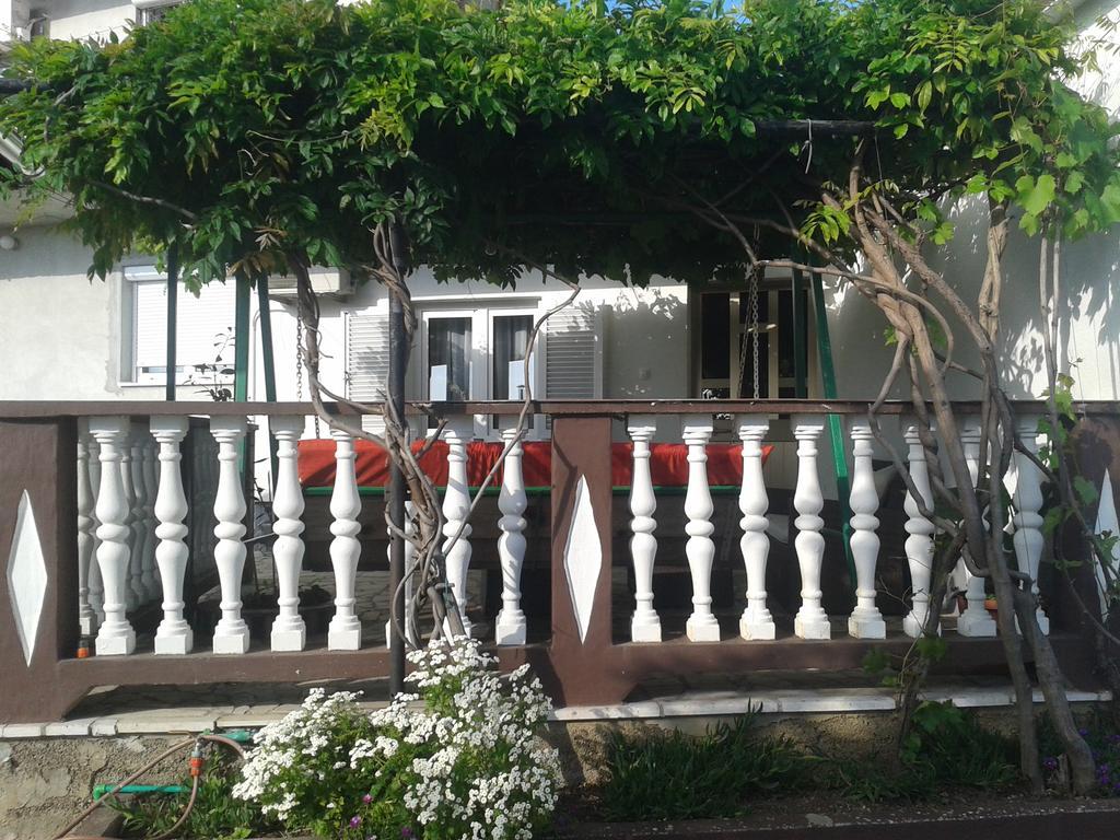 Apartment Ines Novi Vinodolski Exterior foto